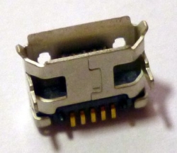 Konektor Micro USB do DPS model 1