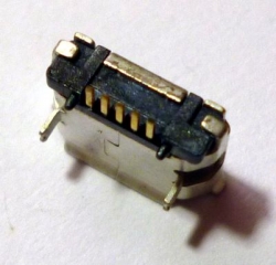 Konektor Micro USB do DPS model 2